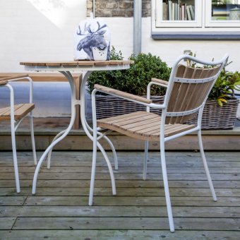 Cinas Hard & Ellen Caféset, Bord och 2 Stolar Vit/Teak